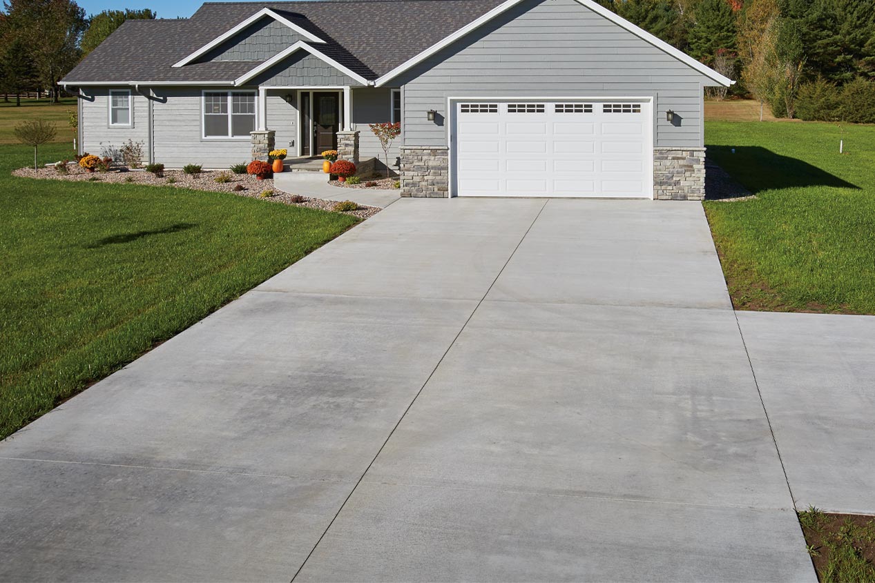Long Ranch-Style Driveway